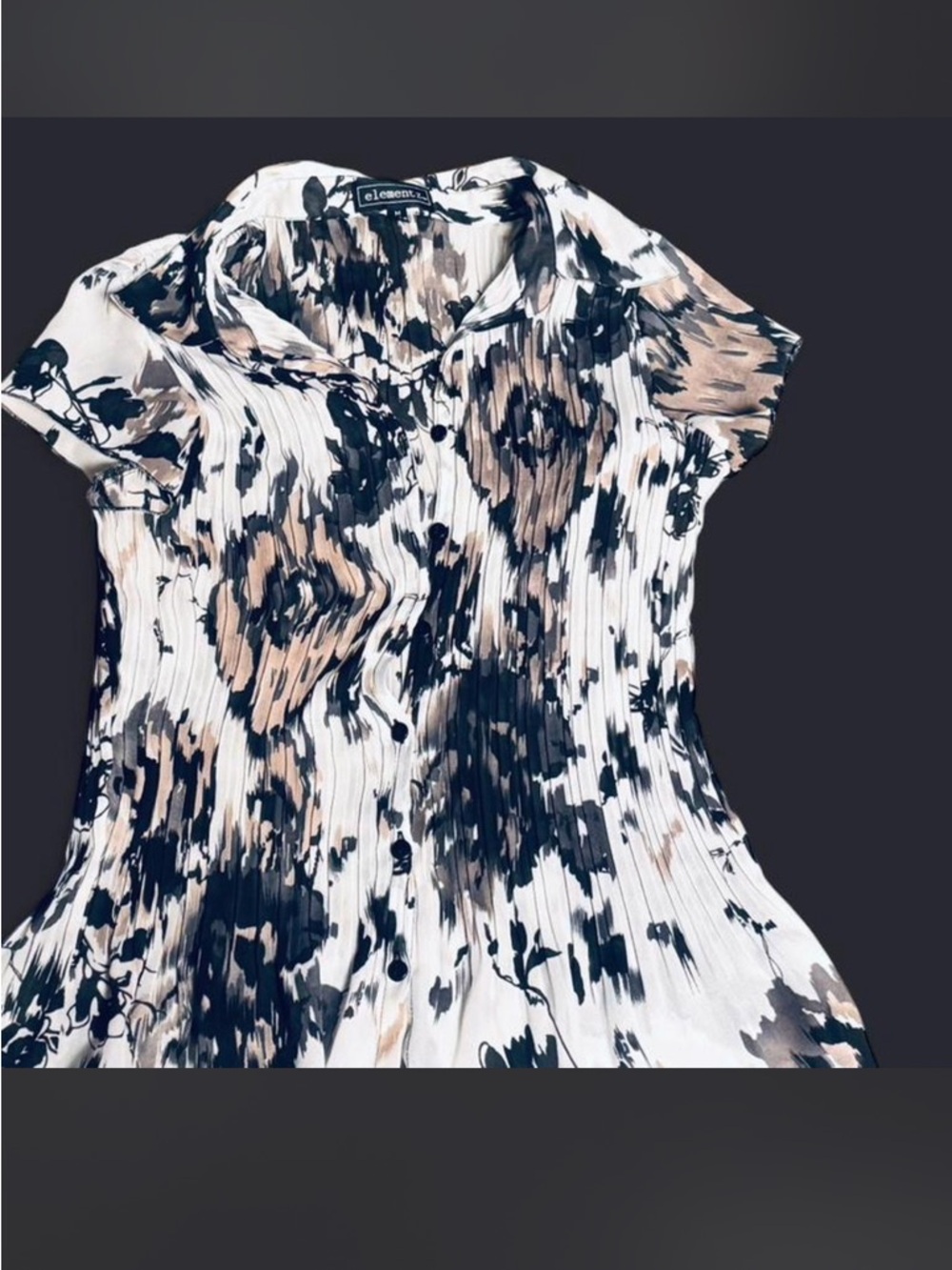 Elementz Short Sleeve Button-Front Top in Black & Beige Abstract Print